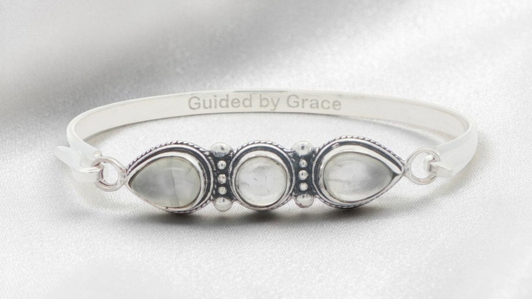 Gratitude & Grace: The Practice of Blessing, the Power of Appreciation, and Living with an Open Heart