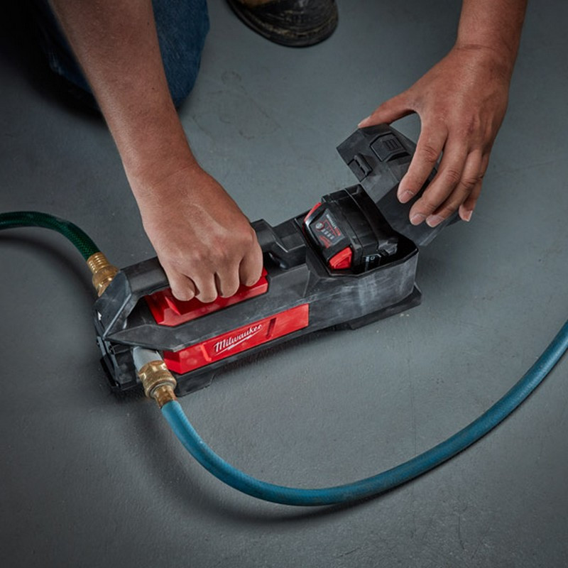 Milwaukee M18 BTP0 Compact Transfer Pump (Body Only) Toolden