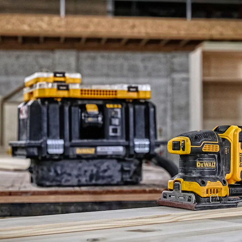 DeWalt DCW200N 18v XR Brushless 1/4 Sheet Palm Sander Toolden