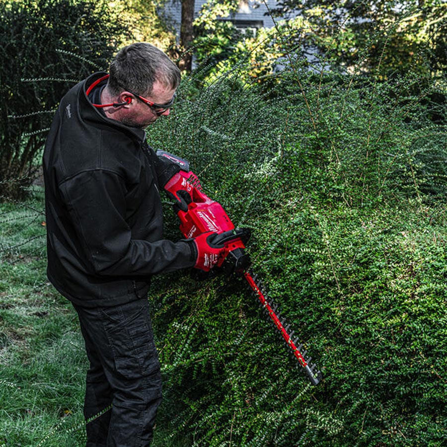 Milwaukee M18FHT45-0 18V Fuel 45cm Hedge Trimmer Toolden