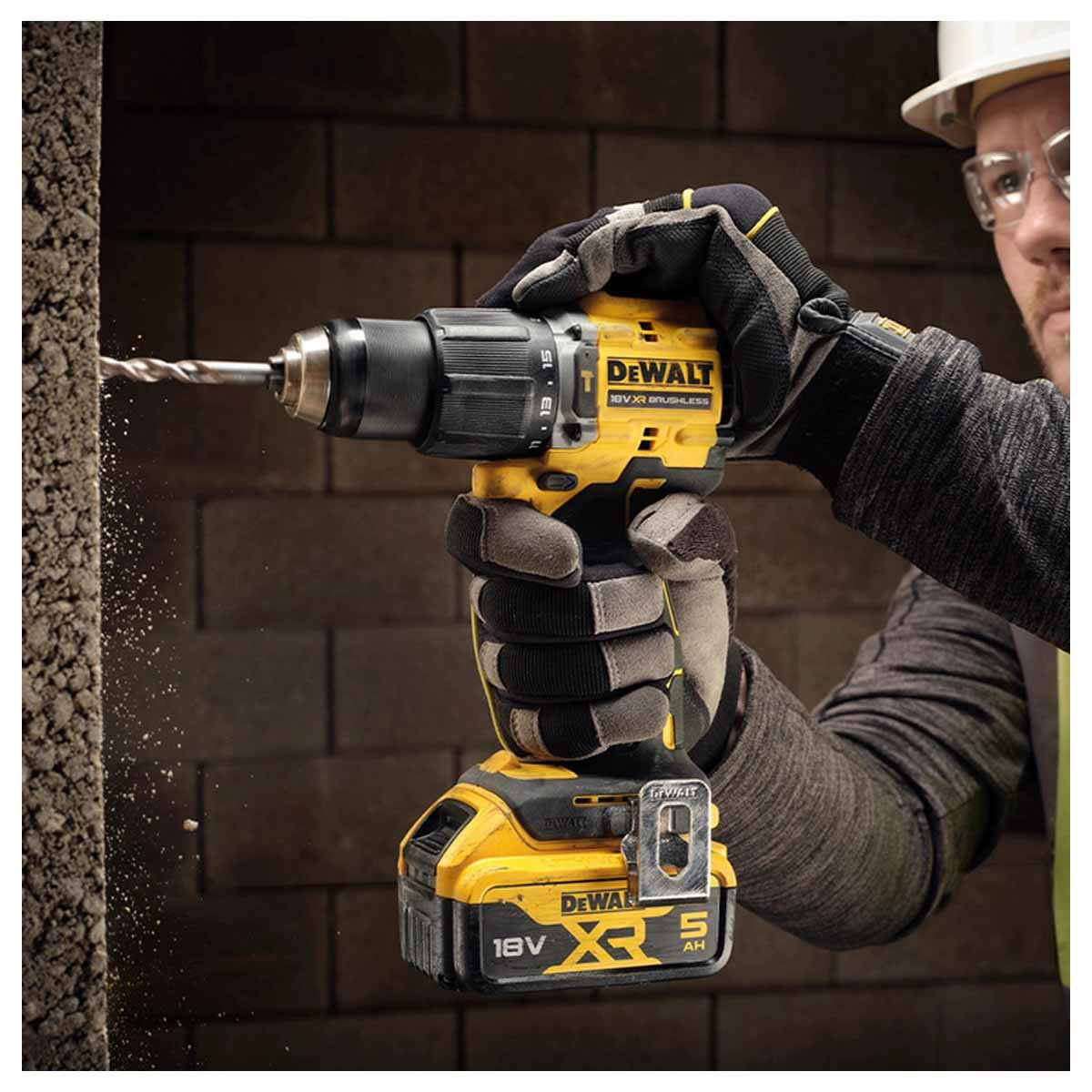 DeWalt DCD799P1T 18V Brushless Combi Drill 1x Battery Toolden