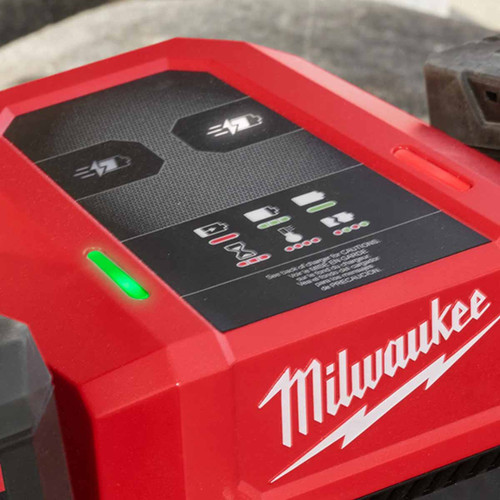 Milwaukee M18 DBSC 18V Dual Bay Super Charger