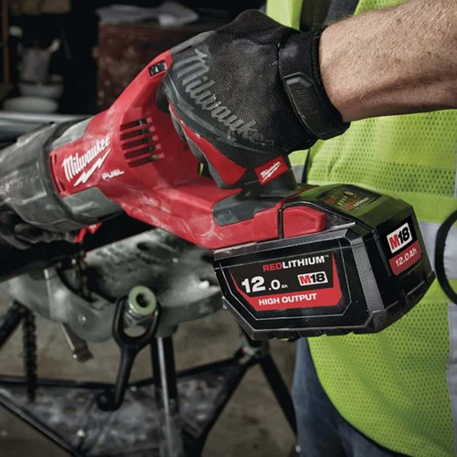 Milwaukee M18 HB12