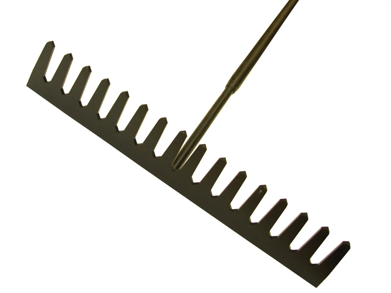 Roughneck ROU68510 Asphalt Rake 16 Flat Teeth - Tubular Steel Shaft Handled | Toolden