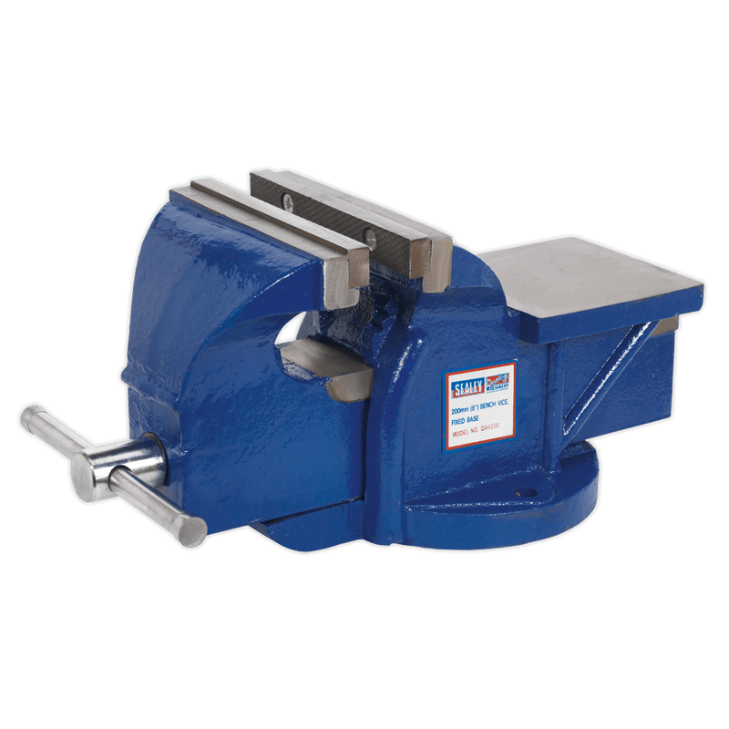 QAV200