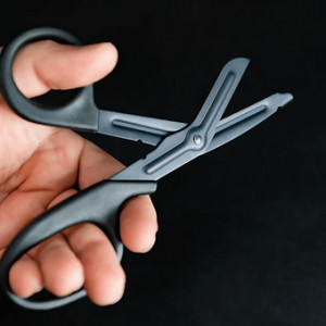 One Shear - Basic Utility Shear - Large One Shear - Basic Utility Shear - Large