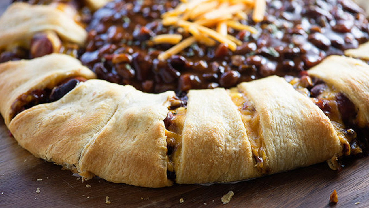 Chili Cheese Dog Crescent Ring