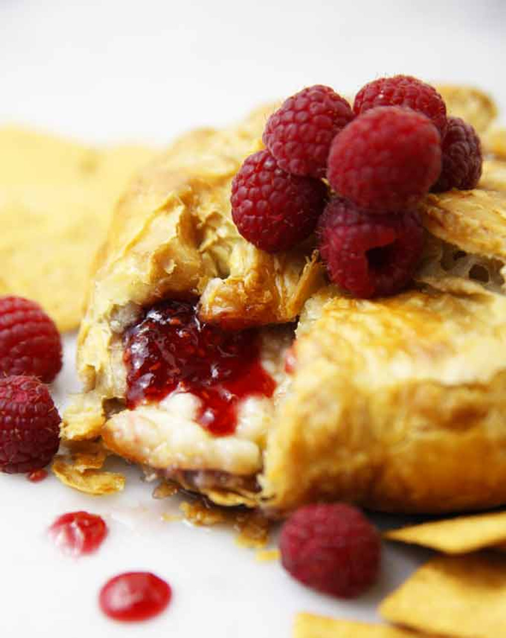 Marin French Baked Brie En Croûte