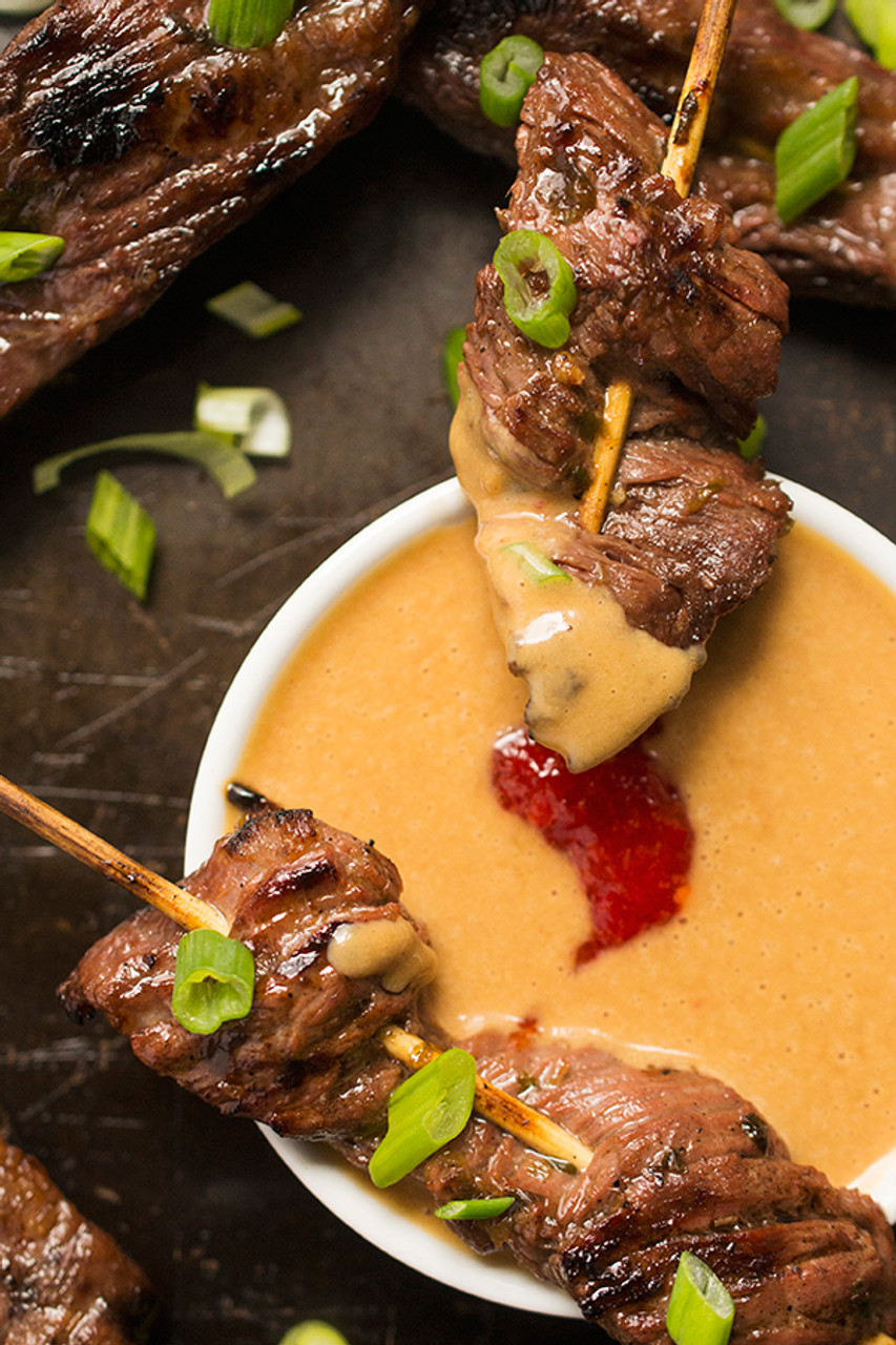 BEEF SATAY SKEWERS WITH PEANUT DIPPING SAUCE