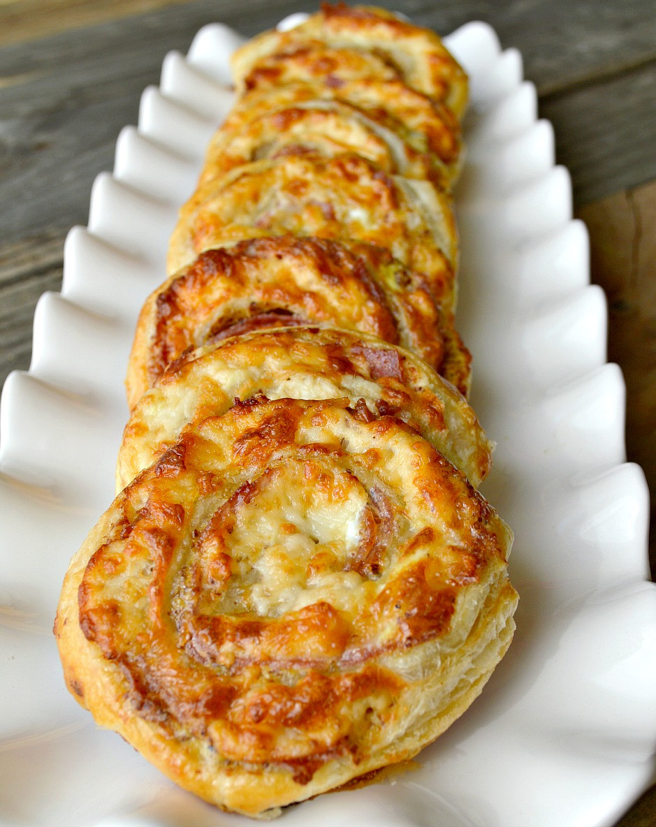 Cheesy Italian Pinwheels