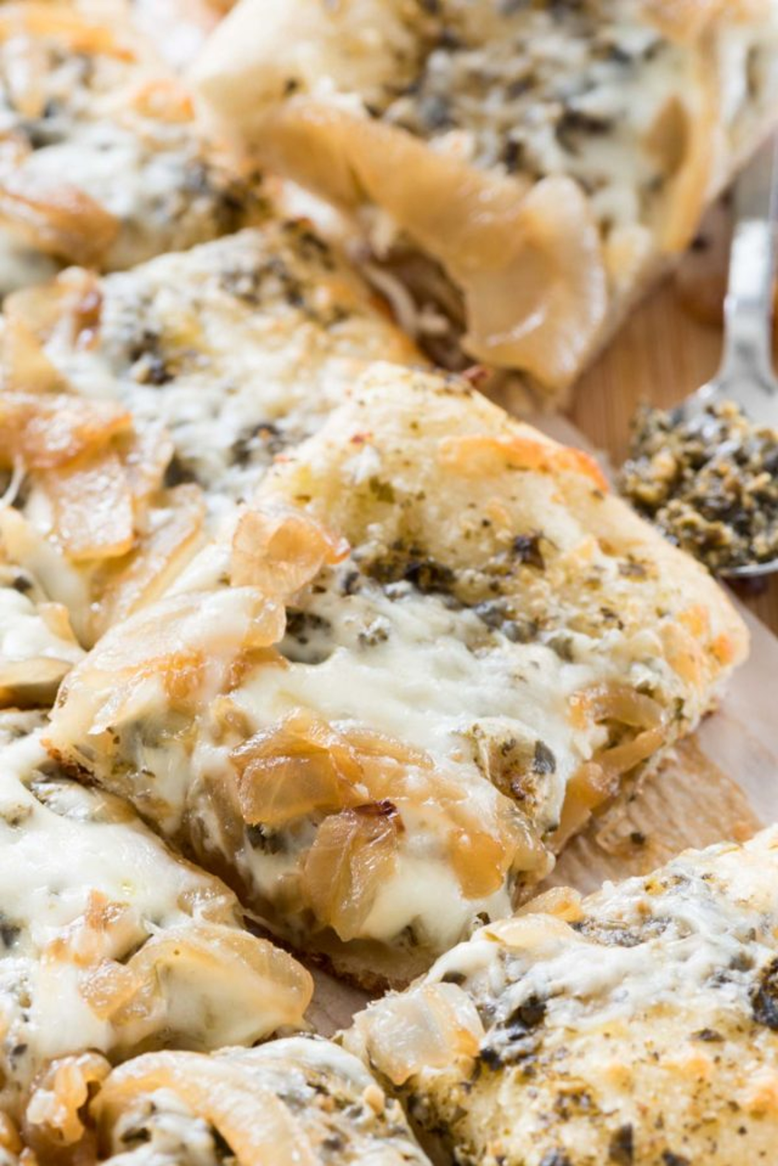 Caramelized Onion Pesto Flatbread