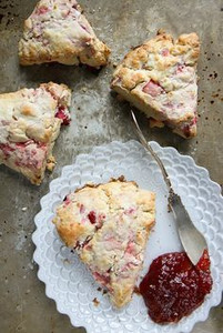 Strawberry Rhubarb Scones - 1 Dozen Strawberry Rhubarb Scones - 1 Dozen