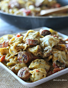 PESTO ALFREDO TORTELLINI WITH SMOKED SAUSAGE PESTO ALFREDO TORTELLINI WITH SMOKED SAUSAGE