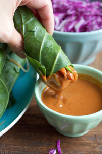 SPICY ASIAN COLLARD GREEN WRAPS SPICY ASIAN COLLARD GREEN WRAPS