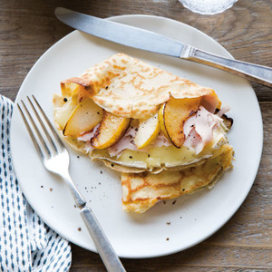 Savory Pear, Turkey and Brie Crepes Savory Pear, Turkey and Brie Crepes