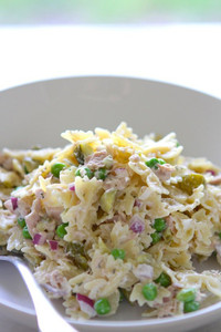 TUNA PASTA SALAD WITH DILL & PEAS TUNA PASTA SALAD WITH DILL & PEAS