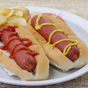 Bison Hot Dogs, Skinless - 6" - pack of 8 Bison Hot Dogs, Skinless - 6" - pack of 8