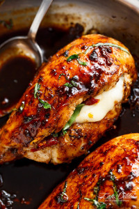 CAPRESE STUFFED BALSAMIC CHICKEN CAPRESE STUFFED BALSAMIC CHICKEN