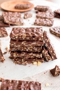 VEGAN CHOCOLATE CRUNCH BARS - 20 Bars (GF, V, DF) VEGAN CHOCOLATE CRUNCH BARS - 20 Bars (GF, V, DF)