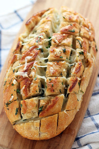 Cheesy Garlic Herb Crack Bread Cheesy Garlic Herb Crack Bread