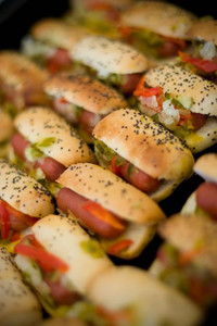 Chicago Hot Dogs with Relish - 40 pieces per tray Chicago Hot Dogs with Relish - 40 pieces per tray