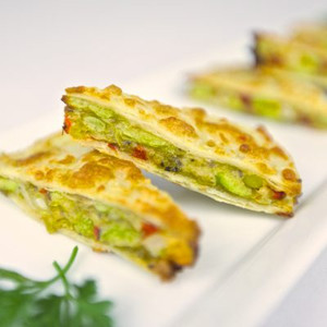 EDAMAME & CORN QUESADILLAS - 44 pieces per tray EDAMAME & CORN QUESADILLAS - 44 pieces per tray