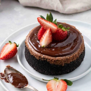 Mini Chocolate Cheesecake Assortment - 59 pieces per tray Mini Chocolate Cheesecake Assortment - 59 pieces per tray