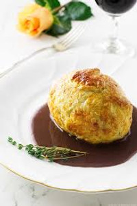 Mini Beef & Bleu Cheese in Puff Pastry - 50 pieces per tray Mini Beef & Bleu Cheese in Puff Pastry - 50 pieces per tray