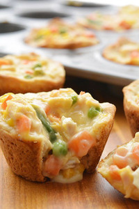 Mini Chicken Pot Pies - 40 pot pies per tray Mini Chicken Pot Pies - 40 pot pies per tray