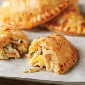 SOUTHWESTERN CHICKEN EMPANADAS - 35 pieces per tray SOUTHWESTERN CHICKEN EMPANADAS - 35 pieces per tray