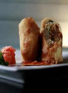 Peking Roasted Duck Spring Rolls - 50 pieces per tray Peking Roasted Duck Spring Rolls - 50 pieces per tray