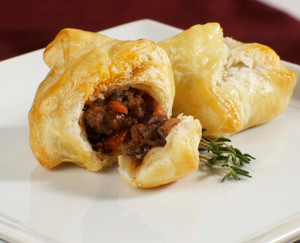 Mini Beef Bourguignon - 100 pieces per tray Mini Beef Bourguignon - 100 pieces per tray
