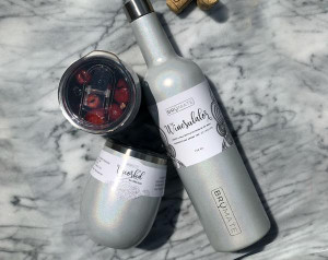 Winesulator + 2 Uncork'd XL Wine Glasses/Lid | GLITTER WHITE | BrüMate Winesulator + 2 Uncork'd XL Wine Glasses/Lid | GLITTER WHITE | BrüMate