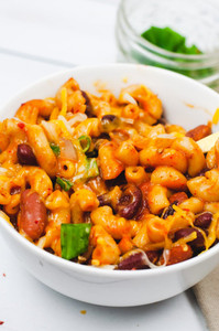 Vegetarian Chili with Vegan Mac and Cheese Vegetarian Chili with Vegan Mac and Cheese