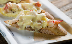 Lobster & Brie Grilled Cheese Sandwiches - 18 per tray Lobster & Brie Grilled Cheese Sandwiches - 18 per tray