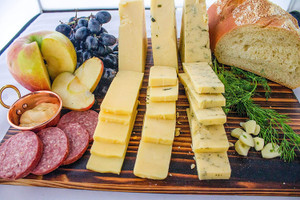 Westmeadow Farm Artisan Wine Lovers Artisan Cheddar Cheese Bundle - Medium Cheddar Cheese, Dill Flavored Cheddar Cheese, and Garlic Flavored Cheddar Cheese (48 oz) Westmeadow Farm Artisan Wine Lovers Artisan Cheddar Cheese Bundle - Medium Cheddar Cheese, Dill Flavored Cheddar Cheese, and Garlic Flavored Cheddar Cheese (48 oz)