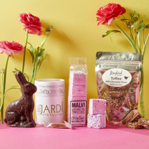 Easter Bunny Bundle - Bunny, Toffee, Cotton Candy Marshmallows & Salted Caramels - Organic, Gluten Free Easter Bunny Bundle - Bunny, Toffee, Cotton Candy Marshmallows & Salted Caramels - Organic, Gluten Free