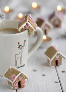 Mini Gingerbread House Cookies - 1 Dozen Mini Gingerbread House Cookies - 1 Dozen