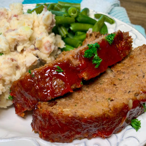 Homestyle Family Meal for 4 - 6 Homestyle Family Meal for 4 - 6