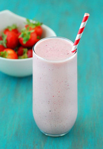 Keto Strawberry Shake Mix - 20 Serving Bag Keto Strawberry Shake Mix - 20 Serving Bag
