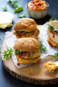 Honey Sriracha Hummus Chicken Sandwiches Honey Sriracha Hummus Chicken Sandwiches