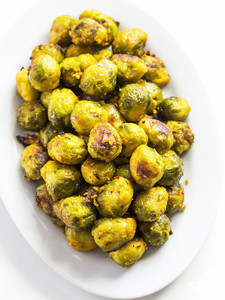 Garlic Roasted Brussels Sprouts Garlic Roasted Brussels Sprouts