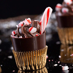 Belgium Dark Chocolate Liquor / Liqueur Cups - includes 32 Dark Chocolate Ready to Fill Cups, Mini Dessert Shells Belgium Dark Chocolate Liquor / Liqueur Cups - includes 32 Dark Chocolate Ready to Fill Cups, Mini Dessert Shells