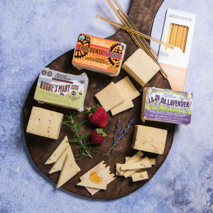 Rogue Creamery Cheese Trio & Honey Sticks Rogue Creamery Cheese Trio & Honey Sticks