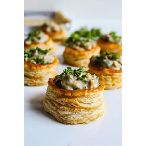 Gourmet Pre-Baked Mini Puff Pastry Shells – 96 Count