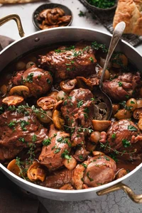 Coq au Vin — Chicken in Merlot Wine, 24 oz