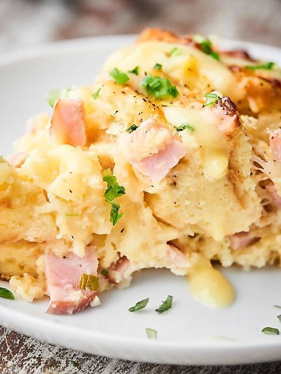 Hawaiian Benedict Breakfast Casserole
