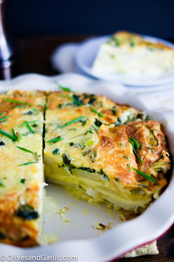 Crustless Cheesy Potato & Spinach Quiche