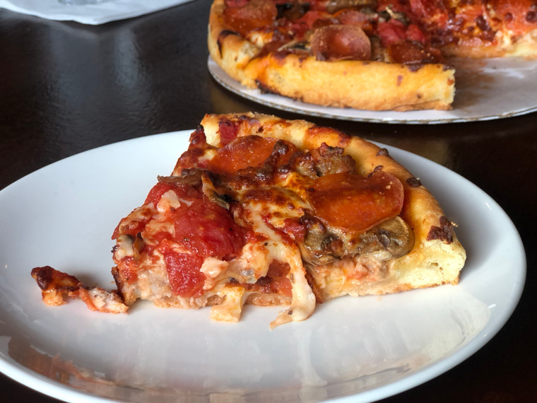 Uno Foods Deep Dish Sausage Pizza, 9" 2 Pack