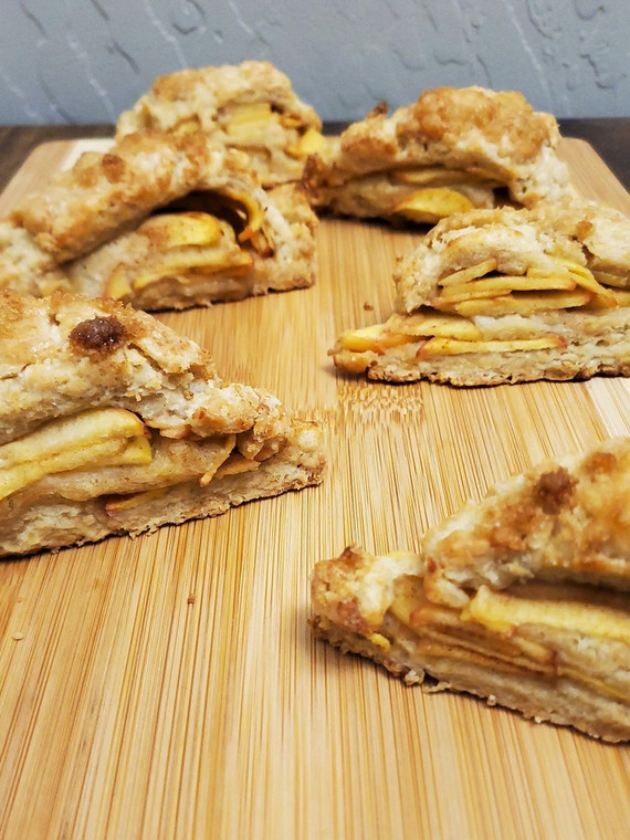 Cinnamon Apple Pie Vegan Scones - 1 Dozen